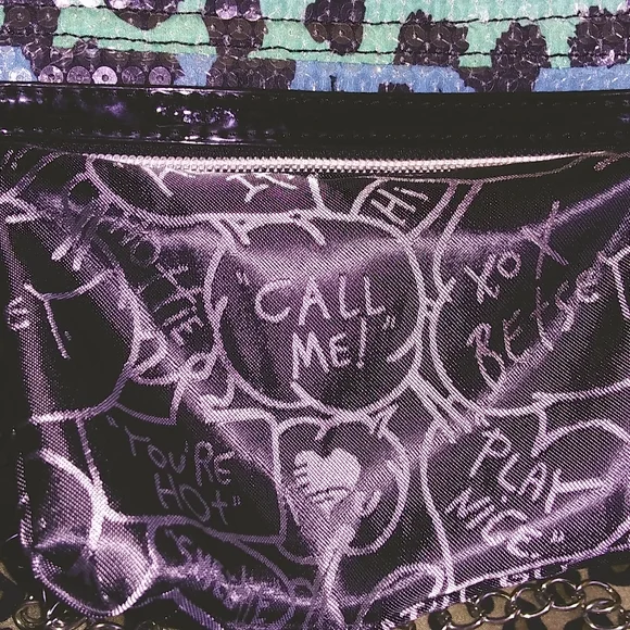 Betseyville cheetah purse - Picture 10 of 14